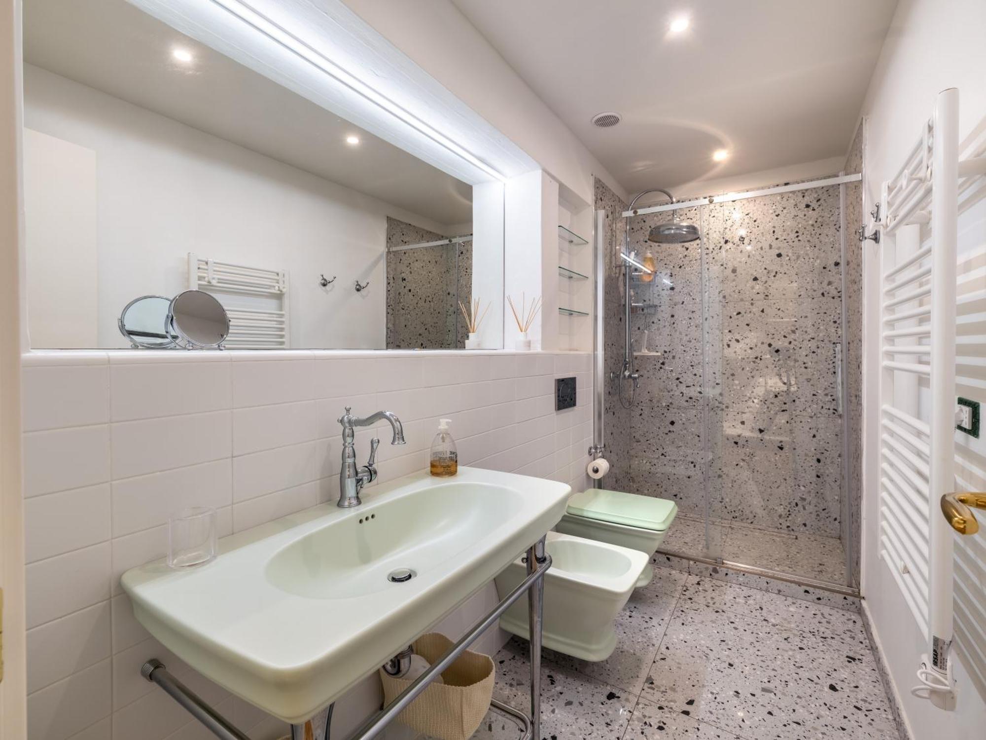 New Quiet Central Flat - Santa Croce Home View - Servizi Florence Buitenkant foto