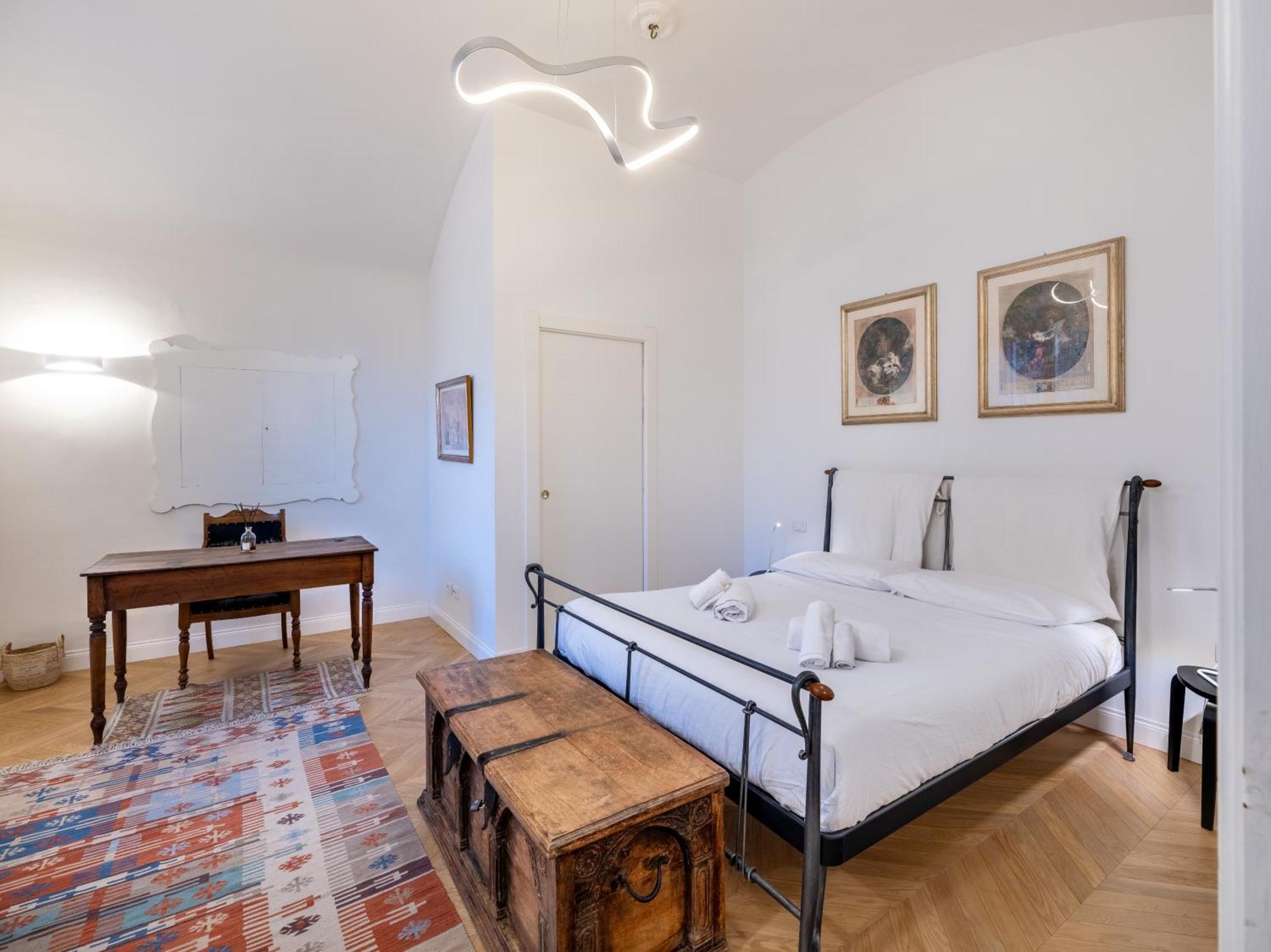 New Quiet Central Flat - Santa Croce Home View - Servizi Florence Buitenkant foto